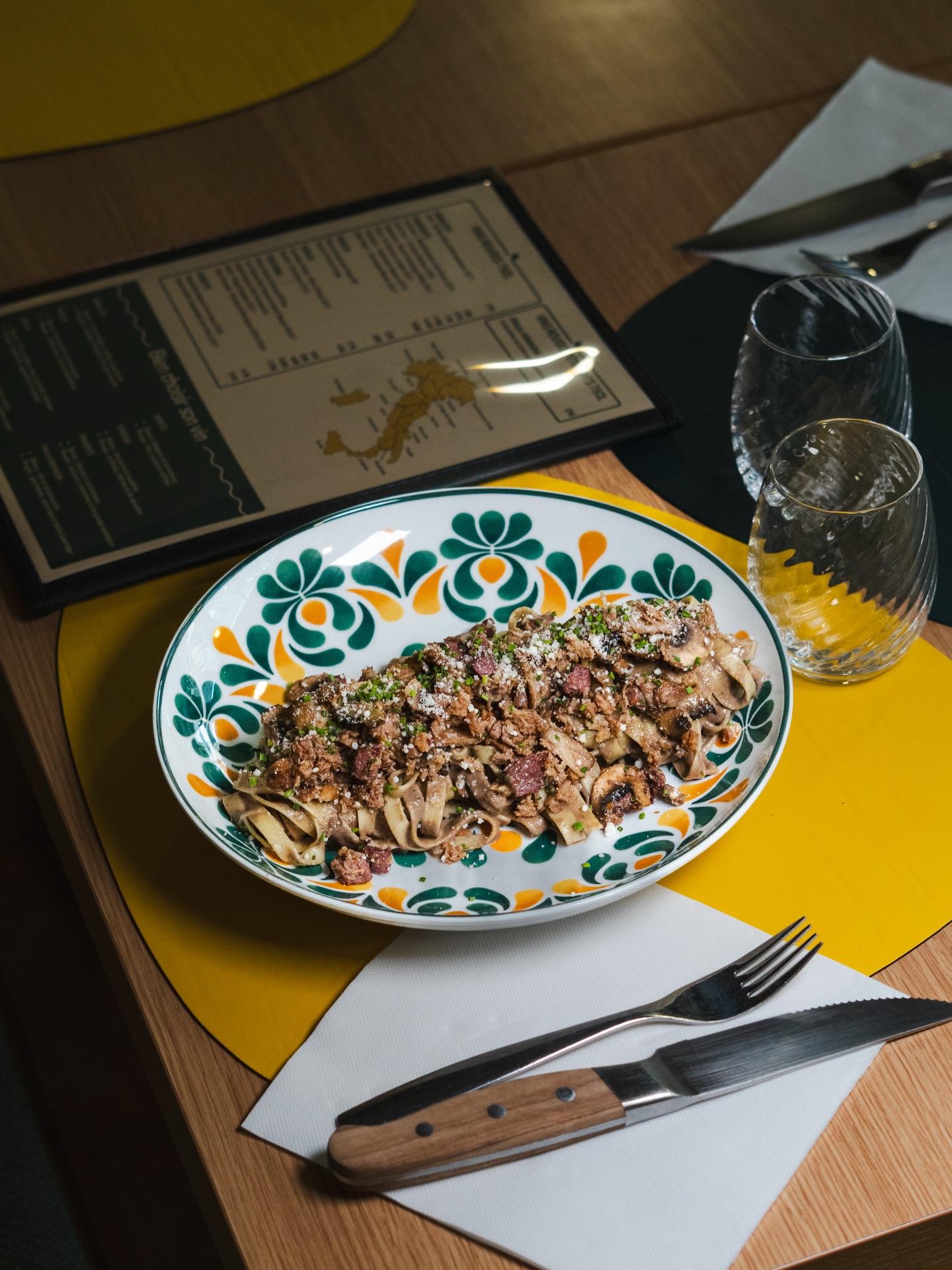 NOUVEAU !! 🔥 Tagliatelle au canard confit et fumé - Champignons, pecorino Romano 🤎
#italian #pasta #pastalover