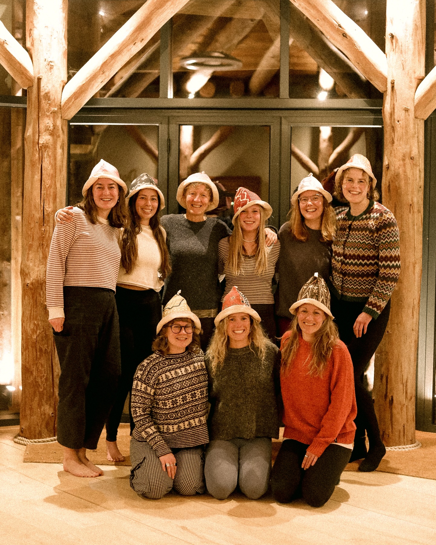 Last night our Ty Sawna team gathered together for a belated Christmas celebration led by our very own Rose from @saltandlightretreatuk. Feeling immense gratitude for these women and that we’ll be able to spend many more months—and hopefully years—lighting the fires together! 🔥🌊🌞
If you’re walking the beach, pop over for a hello, a chat, or a soak in the sauna, we’d love to see you 🌻💛
#TySawna #BeachSauna #Grateful #CommunitySupport