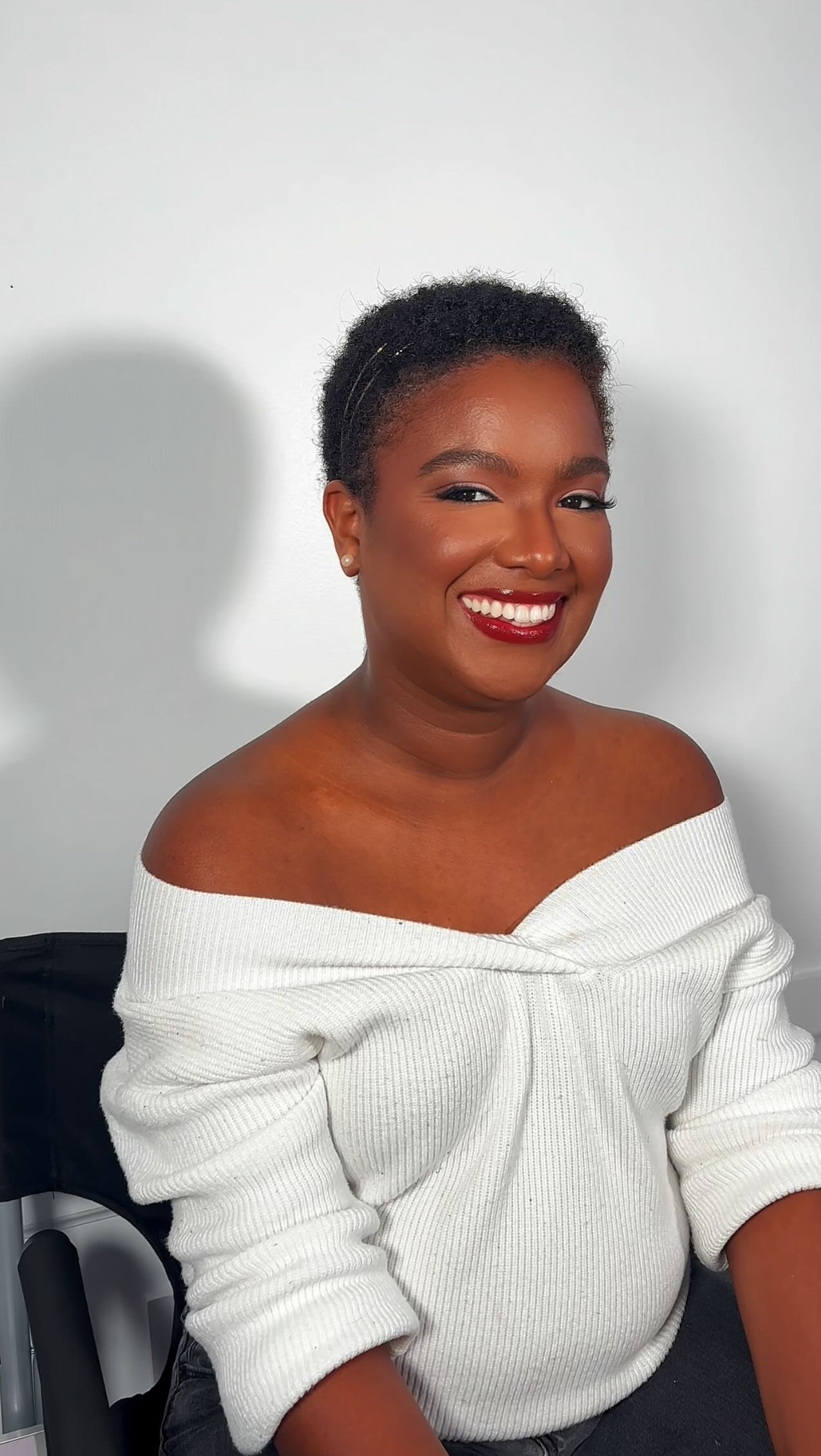 Your bridal trial allows us to fine-tune every detail, from skin prep and product selection to coverage, finish, and longevity, so your wedding day look is flawless, comfortable, and completely stress-free. Nothing is rushed, nothing is left to chance.
Now booking 2026 Brides and bridal parties. Click the link in the bio to inquire ✨