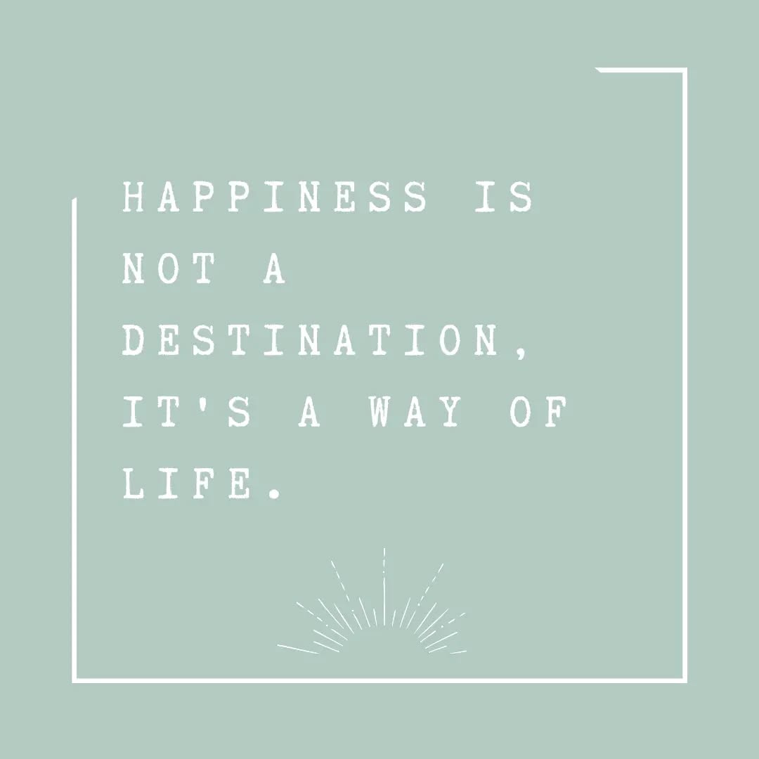 Glück ist nicht das Ziel unserer Reise, sondern die Art, wie wir die Reise erleben.🌈
Glück ist nicht etwas, das wir irgendwann erreichen, sondern etwas, das wir jeden Tag in kleinen Momenten finden können. 🍀
Glück steckt in den einfachen Dingen, in der Dankbarkeit für das, was was wir bereits haben, und in den liebevollen Verbindungen, die wir schaffen.💖
Erinnere dich, dass du jeden Tag die Wahl hast, glücklich zu sein. 💫
#reliefandflow #relief #flow #luckyme # luckygirl #glück #glücklichsein #happiness #wayoflife #gratitude #dankbarkeit #liveinthemoment