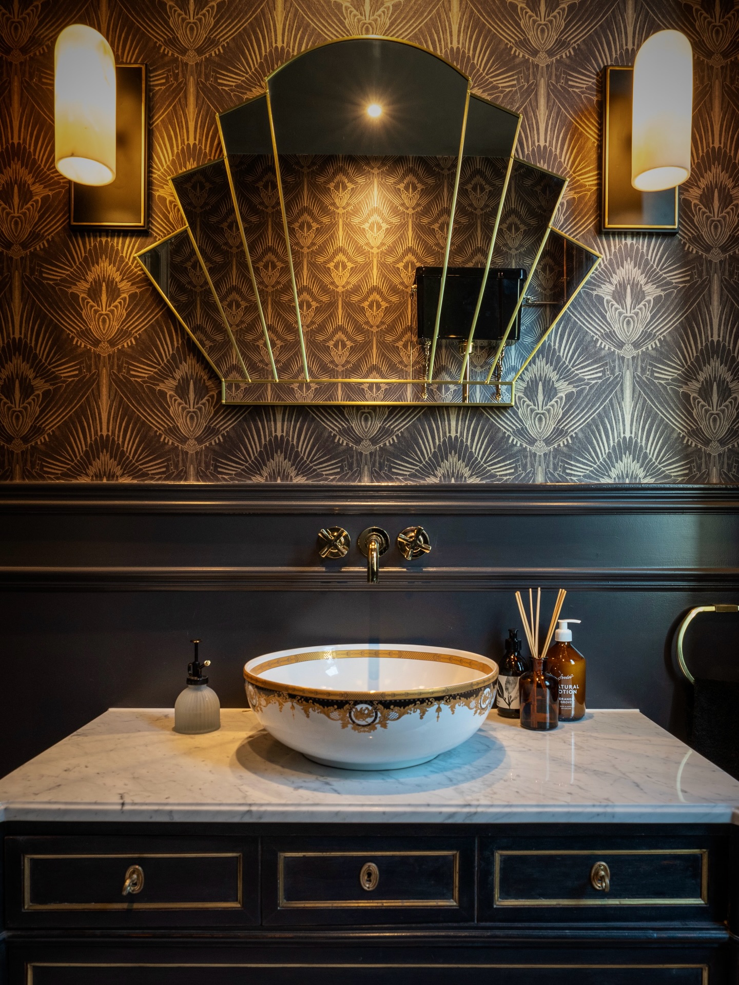 This Cloakroom WC proves that even the smallest spaces deserve a little drama. From the Louis XVI unit to the statement @londonbasincompany sink, @divinesavages wallpaper and the gold finishes, we leaned fully into old-world glamour. Our goal was luxe / art deco inspired. Do you think we hit the brief?! And because a good before & after never gets old - swipe to see where it began 🖤
Interior design - us! @vivusinteriors
Main contractor - @acorn_designandbuild
Photography @siennnaeva 💖
Interior Designer l Interior design studio l Art Deco l Heritage Property Design l Period Property Design l Residential Interior Design l Interior Design Inspiration l Hampshire Interiors l Isle of Wight Interiors l Interior Designers London