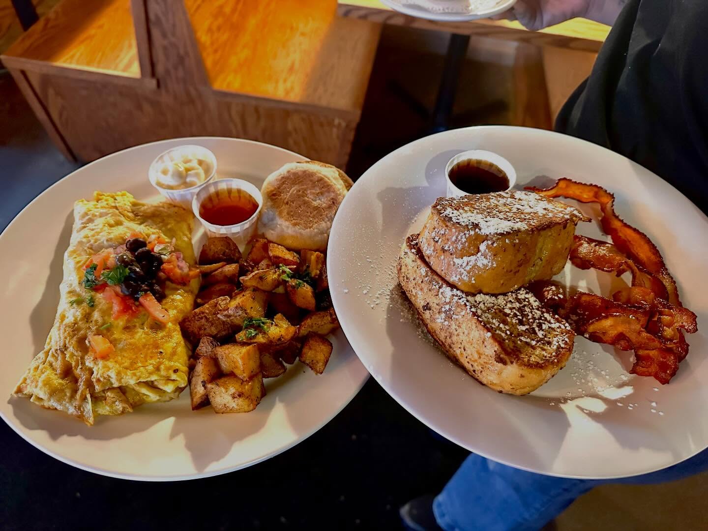 Happy Saturday! We are open for brunch today from 9am-3pm regular menu available from 9am-11pm. We have $5 mimosas and $7 Bloody Marys. Also available are delicious Valentine’s Day cocktails. Come cozy up at the Grill, We hope to see you guys soon.