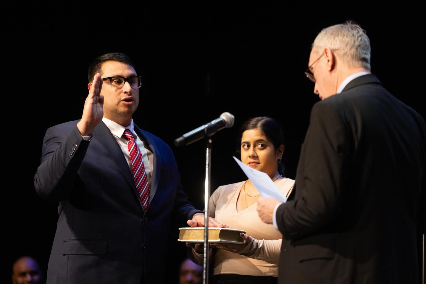 Last night I was honored to administer the oath of office to the new Ward B Councilman Joel Brooks. Joel won the trust of the voters, and was officially inaugurated to serve Ward B. This is a great step forward for Ward B and the City of Jersey City. I look forward with working with the Councilman. Congratulations, Joel!