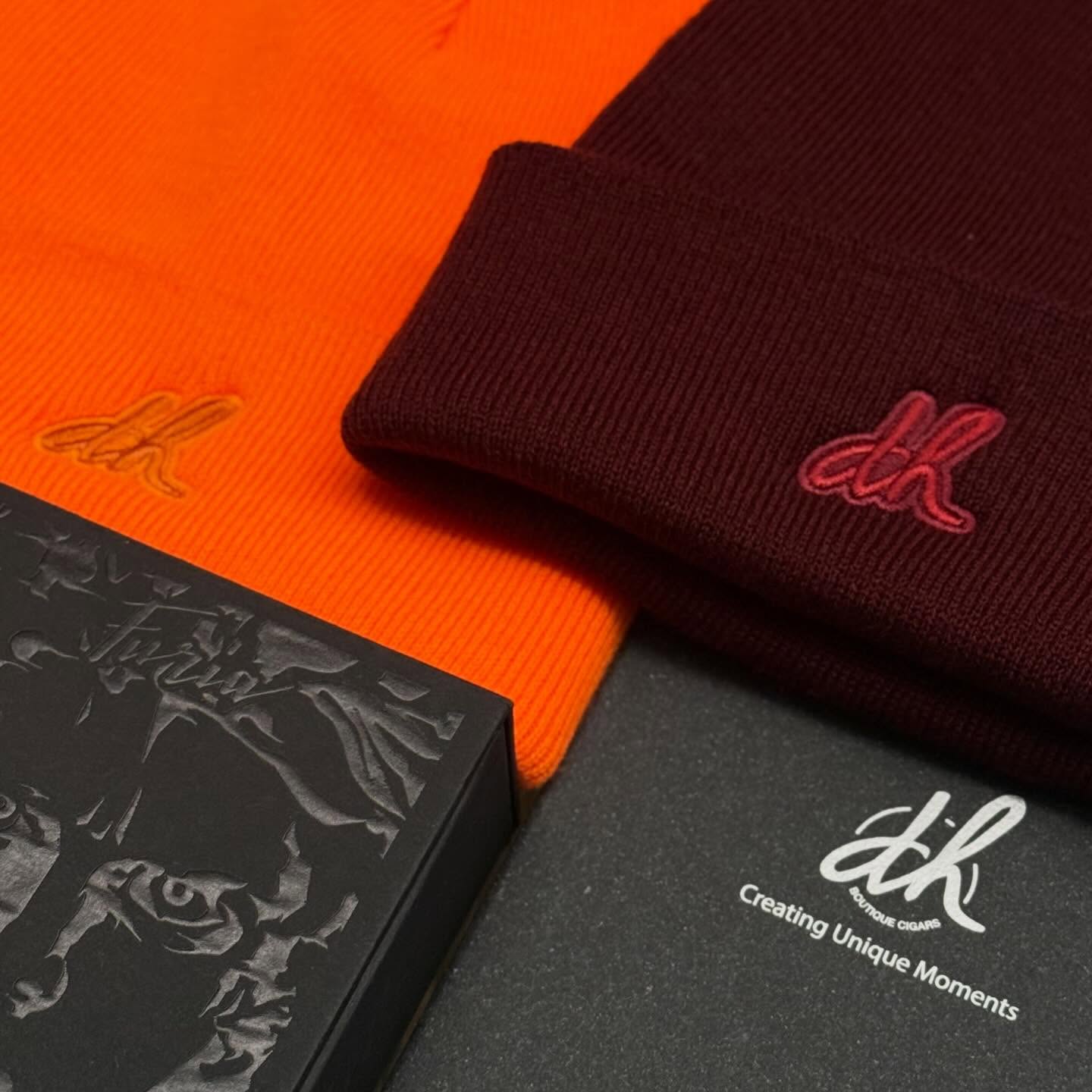 Différentes réalisations pour événement d’exception, bonnets, notes books, agenda, roll up, animations, etc …