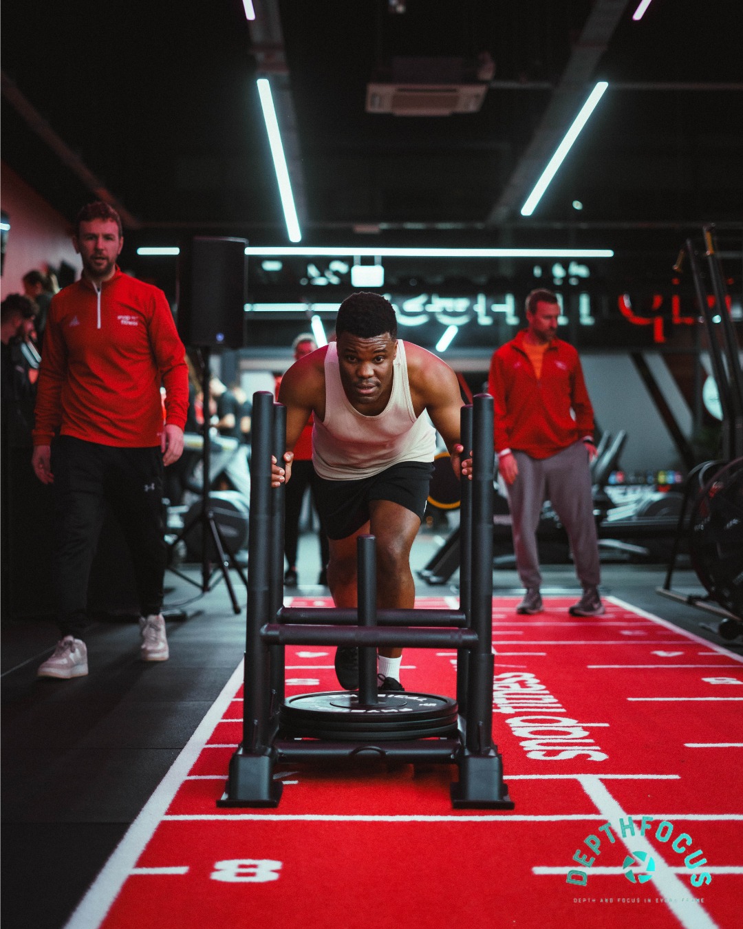 From the weight of the plates to the graft of a sled push, we don’t just take photos; we tell the story of the energy. 📸⚡️
This launch gallery was all about finding that perfect balance between commercial clean and raw energy. For this one, we really wanted to move beyond just 'gym photos' and capture the actual vibe of being in the room.
From the macro shots of the kit to that sled push in slide 1, we wanted the members to see this and immediately want to get a session in.
If you’re looking to elevate your brand’s visuals and get more eyes on your business, we are taking bookings now. Drop us a DM to get started. 📩