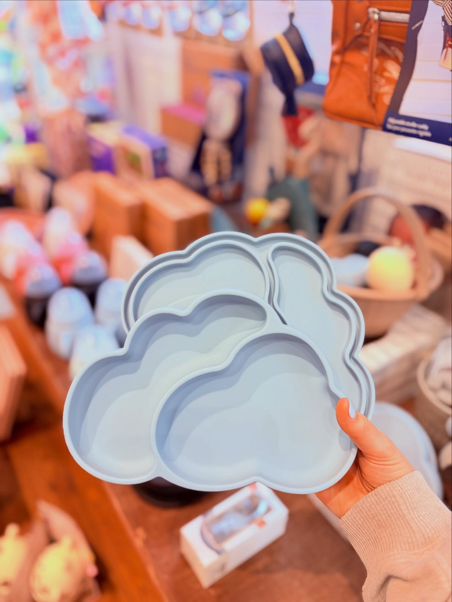 Lots of goodies from Calla & Friends! ✨
Stay tuned to see what else we got from them!