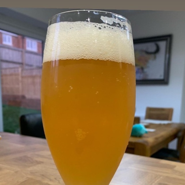 The beer that started it all! just over 4 years ago, my first ever all grain home brew beer was ready. Brewed on the @myminibrew system, really got me hooked on all things home brew!!
#MiniBrew #HomeBrew #Homebrewing #foxtailbrewing