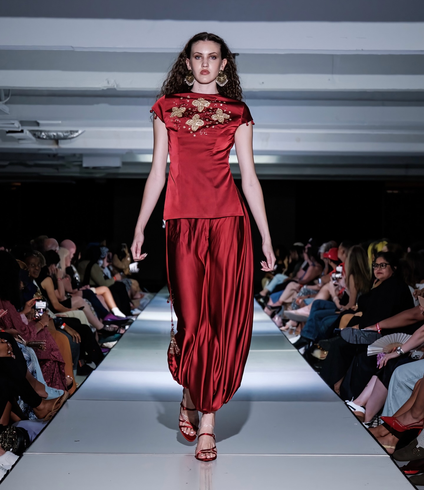 2025 FEDISA Graduate Collection Show š„
Missed our recent Graduate Fashion Show? Head to our Facebook page to check it out and see the magic our 2025 Graduates brought to the runway.
Want to study Fashion Design in 2026? Go to www.fedisa.co.za to apply online today.
FEDISA Fashion Professionals, Made of More.