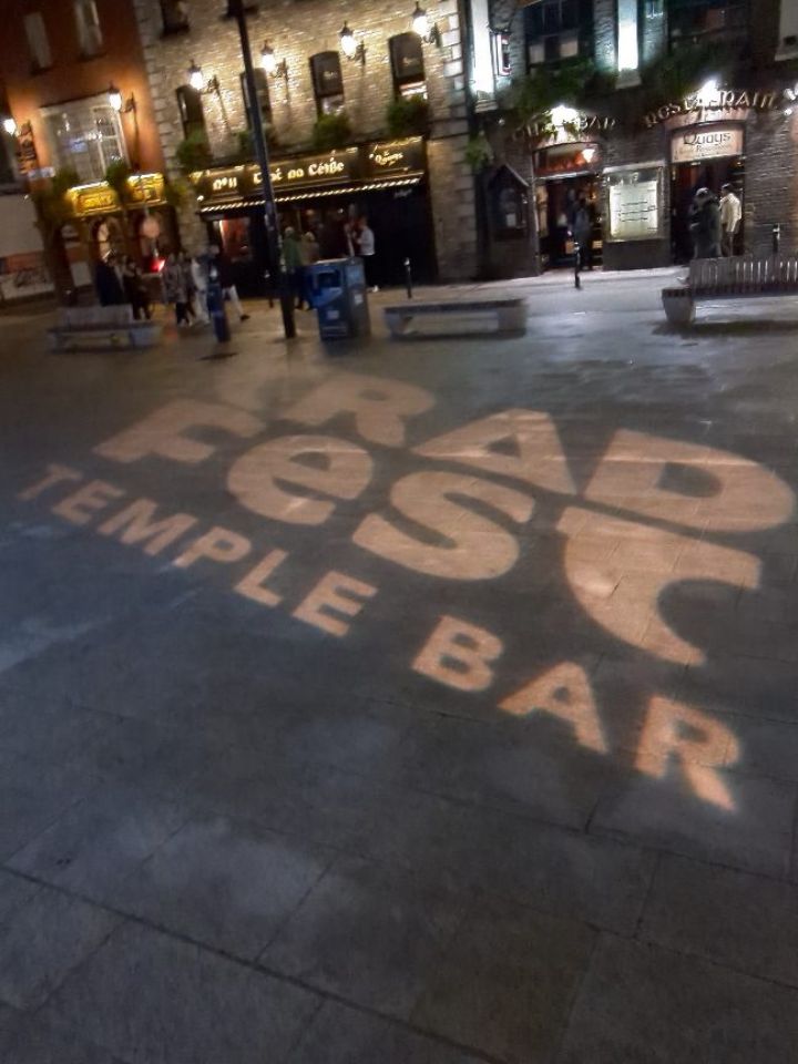 It's nearly that time 👀🎻
TradFest takes over Temple Bar (and the rest of Dublin) next week and we're well up for the sesh 💃
The Smithwick's Sessions return to the pubs and hotels of Temple Bar - 12 stages, 27 acts, all FREE IN
Check out our stories for the line ups, make your gig hit list and grab your spot next week for the best of live Irish music 🎶
Hup 🪗
#TradFest #TempleBar #Dublin #WinterinDublin #WeAreTempleBar