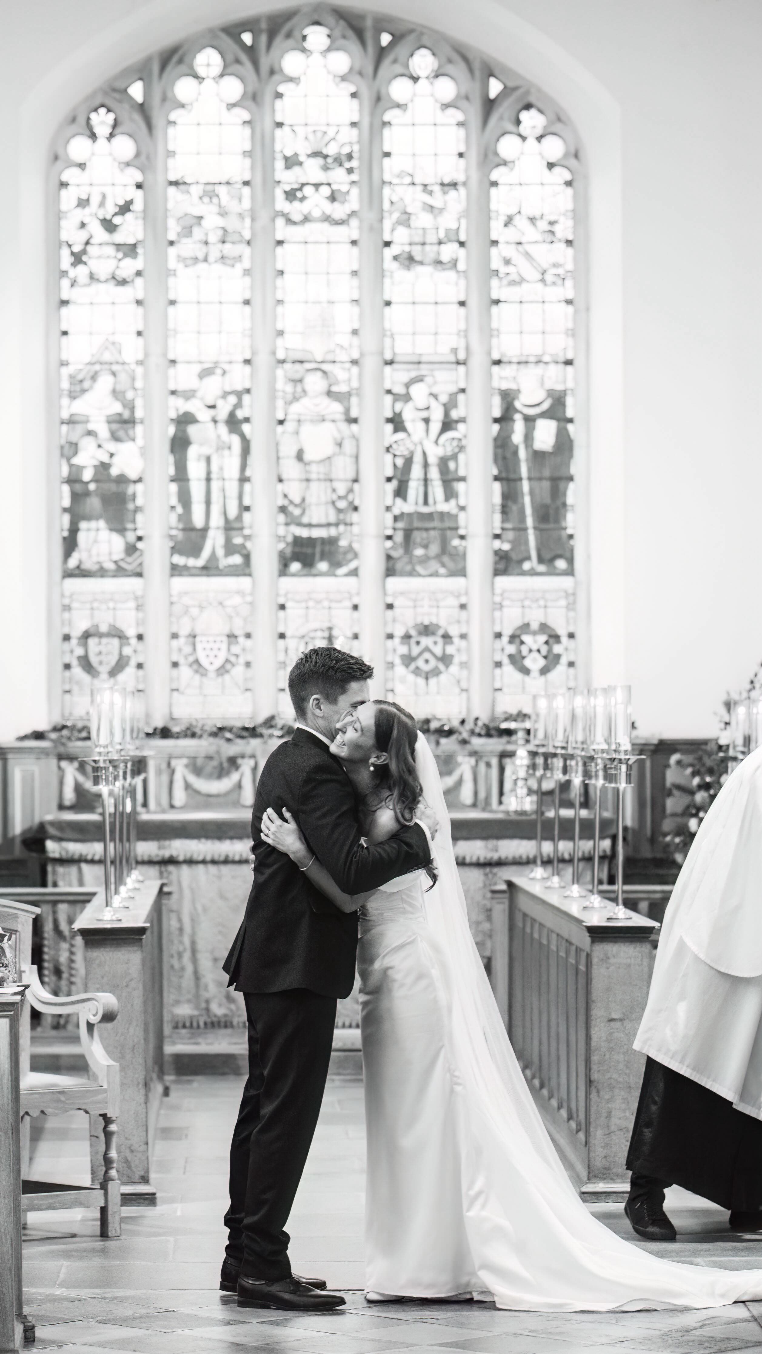 Sophie & Andy 🤍
A day written in romance, from the historic beauty of the Guild Chapel and The Shakespearean black and white buildings in Stratford Upon Avon to the timeless elegance of @karmasalfordhall
So completely in love, and it showed in every moment 🤍 I can’t wait to edit the rest of this gallery.
A huge thank you to lovely Michelle for second shooting with me @silverstarphotographic and so lovely to work with Richard again @specularvisuals