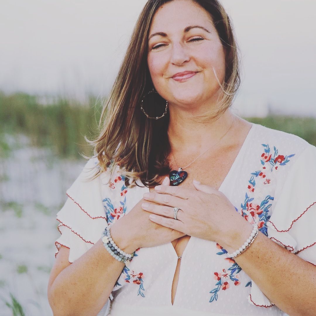 November is the month of gratยทiยทtude โจโค๏ธโจ "the quality of being thankful; readiness to show appreciation for and to return kindness." When we lead with an attitude of gratitude, we can experience more joy and kindness in our own lives that extends to the world around us ๐โค๏ธ How do you practice gratitude in your daily life? Mine is not always perfect, but I find the best way to cultivate a daily practice is to spend a few minutes doing self Reiki and meditation as soon as I wake up and contemplate all that I'm grateful for. I also love to journal, so I try to keep a gratitude ๐and โ๏ธ down just 3 things I'm grateful for each day. It can be super simple...I'm grateful for the roof over my head, the food on my plate, for the people who love me โจ And once I start writing, I usually end up with pages of things I'm grateful for! This always shifts my mood from one of worry or anxiety to a state of calm and peace โฎ๏ธ Try practicing daily gratitude this month and notice how focusing on being thankful for the positive things in your life rather than the negative things shifts your mindset ๐
And in the spirit of being grateful, Iโm offering $10 off the regular price of Distant Reiki session this whole month โจ๐ โจ Use code GRATITUDE at check-out. Link in Bio. Experiencing distant Reiki is so much more powerful than many people realize, and it's deeply nurturing, like a warm bath for the soul ๐ My 60 minute sessions include a Zoom chat before, 60 minutes of Reiki, plus I send an in depth email recap with all of the information I picked up in a session โจ ๐ธ @orianafowler
#attitudeofgratitude #reiki #reikihealing #reikimaster #distantreiki #jensenbeachreiki #lightworker #chakrahealing #yoga #healing #meditation #love #chakras #reikihealing #crystals #energyhealing #crystalhealing #energy #spiritual #chakra #spirituality #spiritualawakening #massage #selfcare