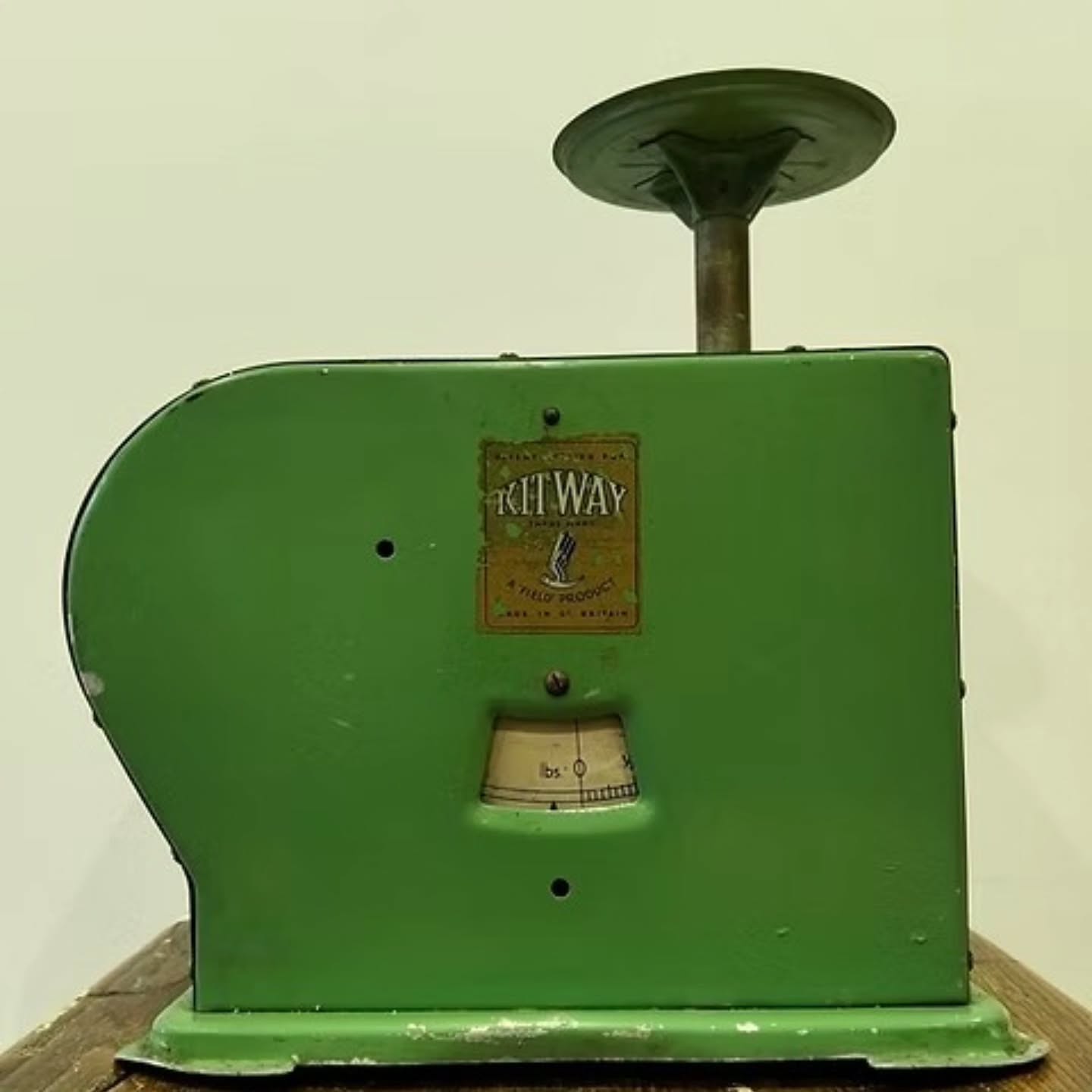Vintage Kitway Kitchen / Utility Weighing Scales – Green Metal – Made in Britain | https://share.google/BWCfNirVolzbZuyB7