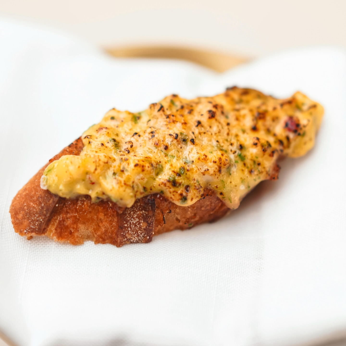 Lobster Thermidor toast, served with our lobster bisque.
.
.
.
#Corenucopia #Chelsea #Lobster #Thermidor #London @foodstorymedialtd