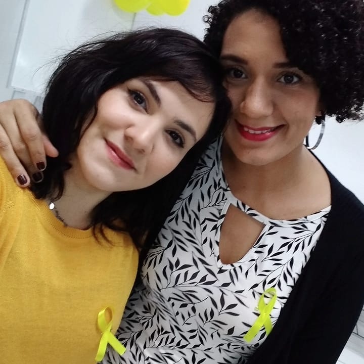 Obrigada amiga, pela confiança, por me querer do teu lado nos nossos avanços, tropeços e aventuras da nossa profissão. Que possamos crescer mais uma com a outra e do lado da outra. Por quer é MARAVILHOSO ver a profissional que tu és.