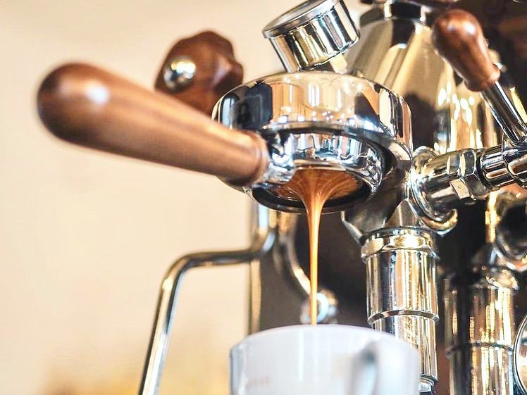 Bianca back in stock, Book yours now at coffee.plus!
⠀⠀⠀⠀⠀⠀⠀⠀⠀
.
.
.
.
.
.
.
.
.
.
.
.
.
.
.
.
.
#lelitbianca #espressomachine #coffeemachinesindia #bianca #lelitindia #indiancoffeeculture #indiancoffeecommunity #specialtycoffeeindia #homebarista #coffeeathome #espressolover #pourovercoffee #v60 #hario #lelit #indianbarista #coffeegeek #coffeememes #coffeegram