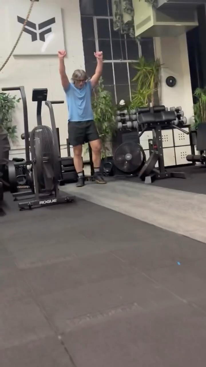 train with intention - not intimidation 🤝
have you experienced toxic gym culture?
…
#movementpractice #strengthtraining
#inclusivefitness #coaching #onpointe