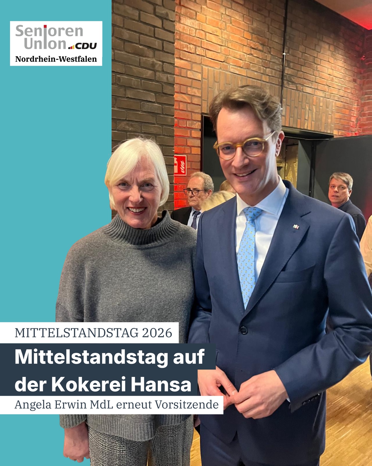 🤳🏻 Mittelstandstag 2026 in Dortmund
Kopf hoch, Deutschland - NRW ist mit Ministerpräsident Hendrik Wüst und der CDU als Partei der Zuversicht bereits auf einem guten Weg. Für uns als CDU gilt: Optimismus wartet, Hoffnung handelt.
Wir handeln und trauen den Menschen etwas zu. „Sich auf den Weg machen, losgehen und den Mut dazu haben, auch wenn es manchmal etwas holprig wird“, so lauteten die Botschaften von Ministerpräsident Hendrik Wüst, Ministerin Ina Scharrenbach und Minister Dr. Karsten Wildberger.
Die Wahl meiner Landtagskollegin Angela Erwin MdL zur Vorsitzenden der Mittelstands- und Wirtschaftsunion NRW in Gegenwart der heimischen Ministerin Ina Brandes MdL und des Dortmunder Oberbürgermeisters Alexander Kalouti auf der Kokerei Hansa in Dortmund brachte ihr das überragende Ergebnis von 97 Prozent ein.
Herzlichen Glückwunsch, liebe Angela, auch im Namen der Senioren Union NRW und danke für diesen ganz besonderen Samstag, der Mut macht und stolz sein lässt, Teil der CDU NRW sein zu dürfen. Ihren Abschluss fand diese besondere Landesdelegiertenversammlung in der Verleihung des goldenen Kompass an Ministerin Ina Scharrenbach und des silbernen Kompass an Friedhelm Müller.
Danke für euer kluges und beharrliches Handeln im Einsatz für den Mittelstand.
#cdu #mittelstand #dortmund #anettebunse #landtagnrw