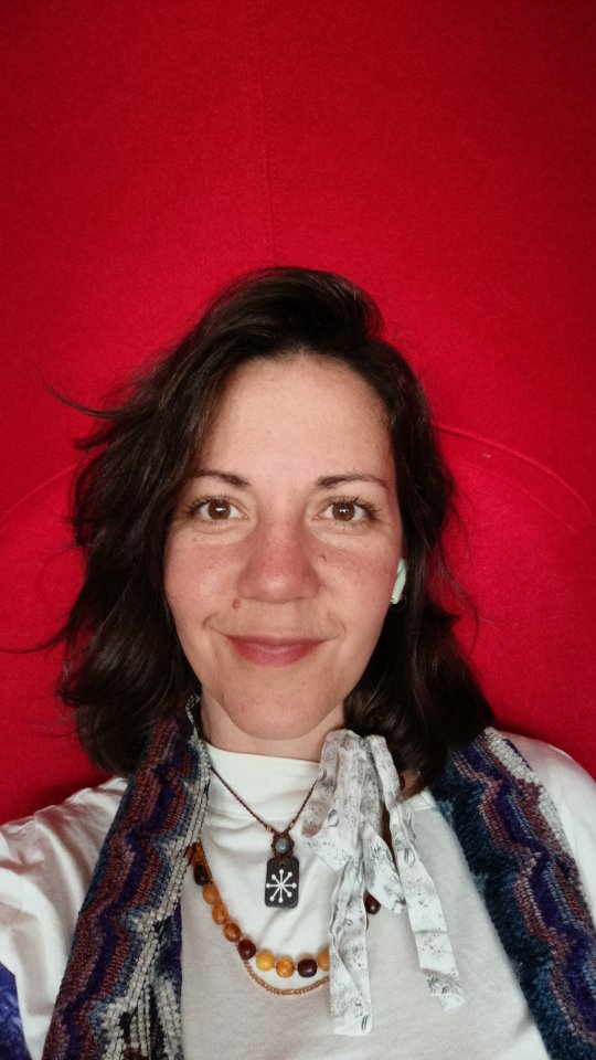 - Part 2 -
I get to choose how to spend my time and live reality. It's a blessing, it's a privilege, it's luck, it's intentional, it's a combination of it all.
I'm grateful to myself for the way I showed up and shaped my reality and professional life...and I'm grateful to whatever forces have supported me in my journey so far.
Before heading to Europe, I asked myself what I'd love and enjoy there, and what I'd need to compensate for the cold weather (hello, I live in the tropics for a (few) reasons)... "People" was the main answer and then also "warm-er options".
The first part is how I ended up in Bulgaria :) Joyfully visiting my friend @joachim_life who warmly shared his reality in Sofia for a good few days.
...to be continued...
#sofia #friendship #sharedreality #choices #neverstoptravelling