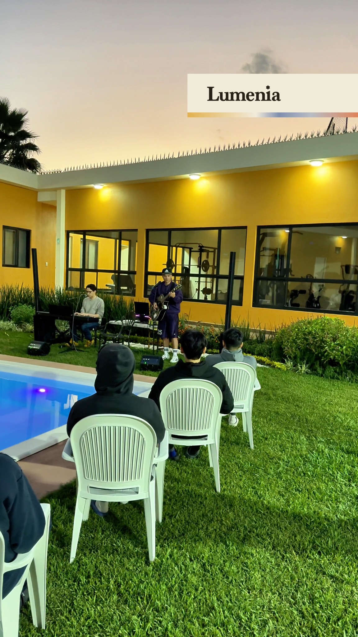 En Lumenia, cada momento de conexión es una pieza clave en la recuperación y uno de los más poderosos es nuestra reunión de alabanza espiritual al aire libre.
Este no es solo un momento de fe, es un acto terapéutico de unión.
Porque al alabar juntos, los usuarios crean un lazo de hermandad irrompible que es vital para su recuperación.
#creoentijesus #creoentí #jesus #jesús #jesuscristo #jesuschrist #jesuscalling