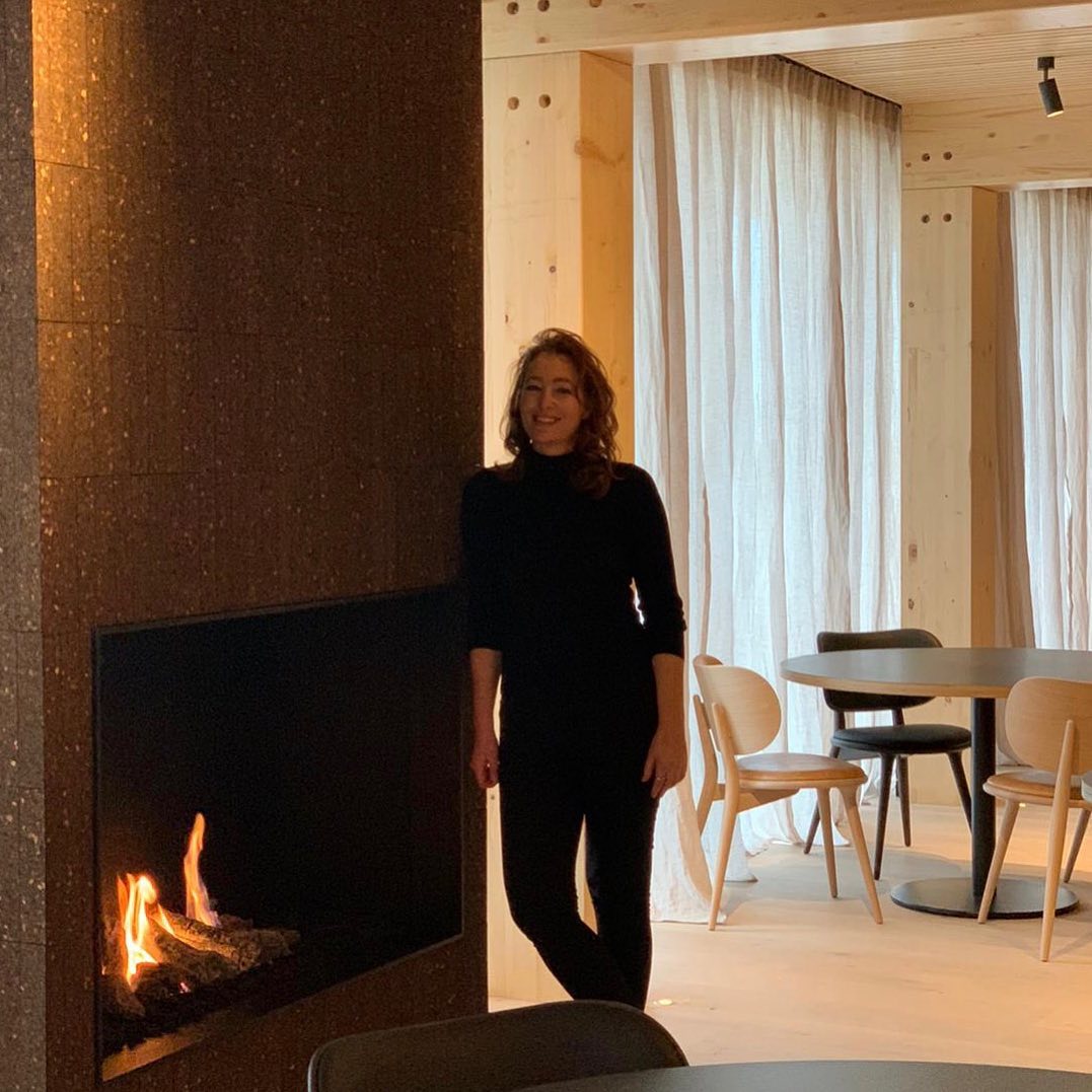 It is time to re-open this restaurant again!
Proud of what we did in a short time last year.
In 2 months we designed and build the complete new Pure C.
With many thanx of:
@strandhotelcadzandbad
@restopurec
@sergioherman
@syrcobakker
@lajacco
@r_meijboom
@patricia_paras
@kajzwerver
@arnetjee
@verilinbelgium
@depuydthaarden
@nijboerinterieur
@studiomolen
@accessori.lighting
@studiocorkinho
@soldantiques
@fornacebrioni
@levroparket.nl
And the contractors: To Build, Kersten, TES and Koch