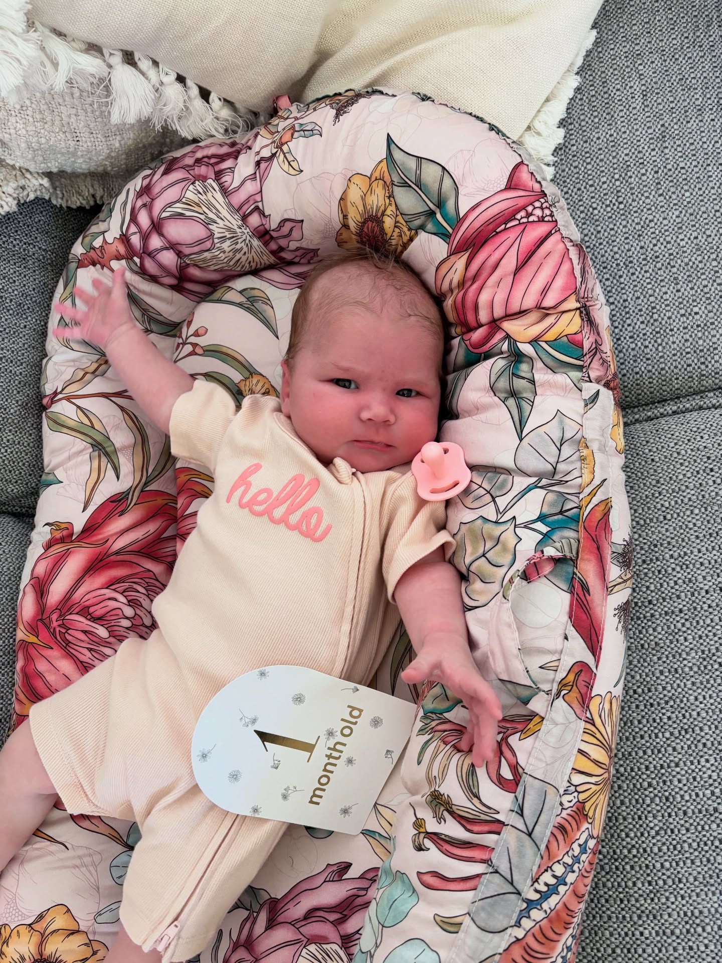 Sculpt and Glow LAB’s newest addition!
Lexi weighed 4.6kgs and 57cm long!
Let’s just say the old pelvic floor muscles need some work haha 😝
.
#newborn #postpartumrecovery #pelvicfloor #emsculpt #mumlife