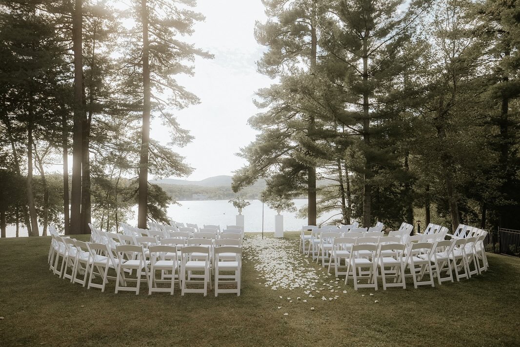 C&J - 13.09.2025 🤍
The team :
Wedding planner: @erikaco.events
Venue and catering : @ripplecove
DJ : @charlesgodd
Florist : @enfants_sauvages_fleurs
Photographer : @beau_video
Videographer : @chevychevarie
Rentals: @celebrationsgroup @tenuedesoiree_
Wedding cake : @ephemere_patisserie_fleurie