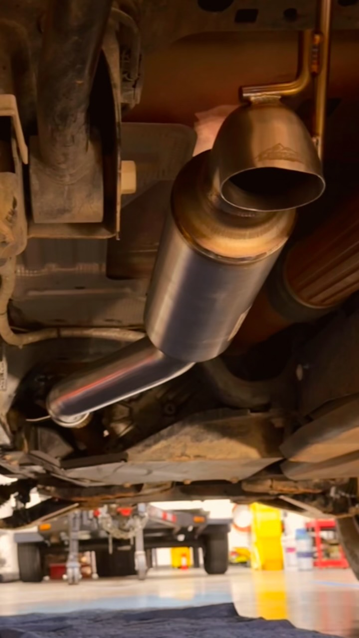 We installed a Carven Exhaust dump exit kit on @elbronkito and it changed both clearance and character.
This dump exit tucks the exhaust up and out of the way before the axle, which gives better departure clearance and plays much nicer with the Rock Jock Anti-Rock rear sway bar setup that is already on the Bronco. The routing eliminates the big rear tailpipe section, so there is less to snag off road and more room around the sway bar arms. The sound is a nice match for an off road Bronco, with a mildly aggressive tone.
We did run into a few unforeseen issues specific to this kit on this Bronco, so if you are considering running this setup, reach out first so we can walk you through what to look out for and how to avoid installation setbacks.
🔧 Products: @carvenexhaust 2021-2025 Ford Bronco 2.7L Dump Exit Kit
📸 Mobile install and photos: Bear Paw Off Road
🛠️ Tools: @milwaukeetool, Exhaust hanger remover, sedaline torch 😬
🐾 We come to you trailside or driveway.
#bearpawoffroad #mobilemechanic #bronco #carvenexhaust #sdbroncos