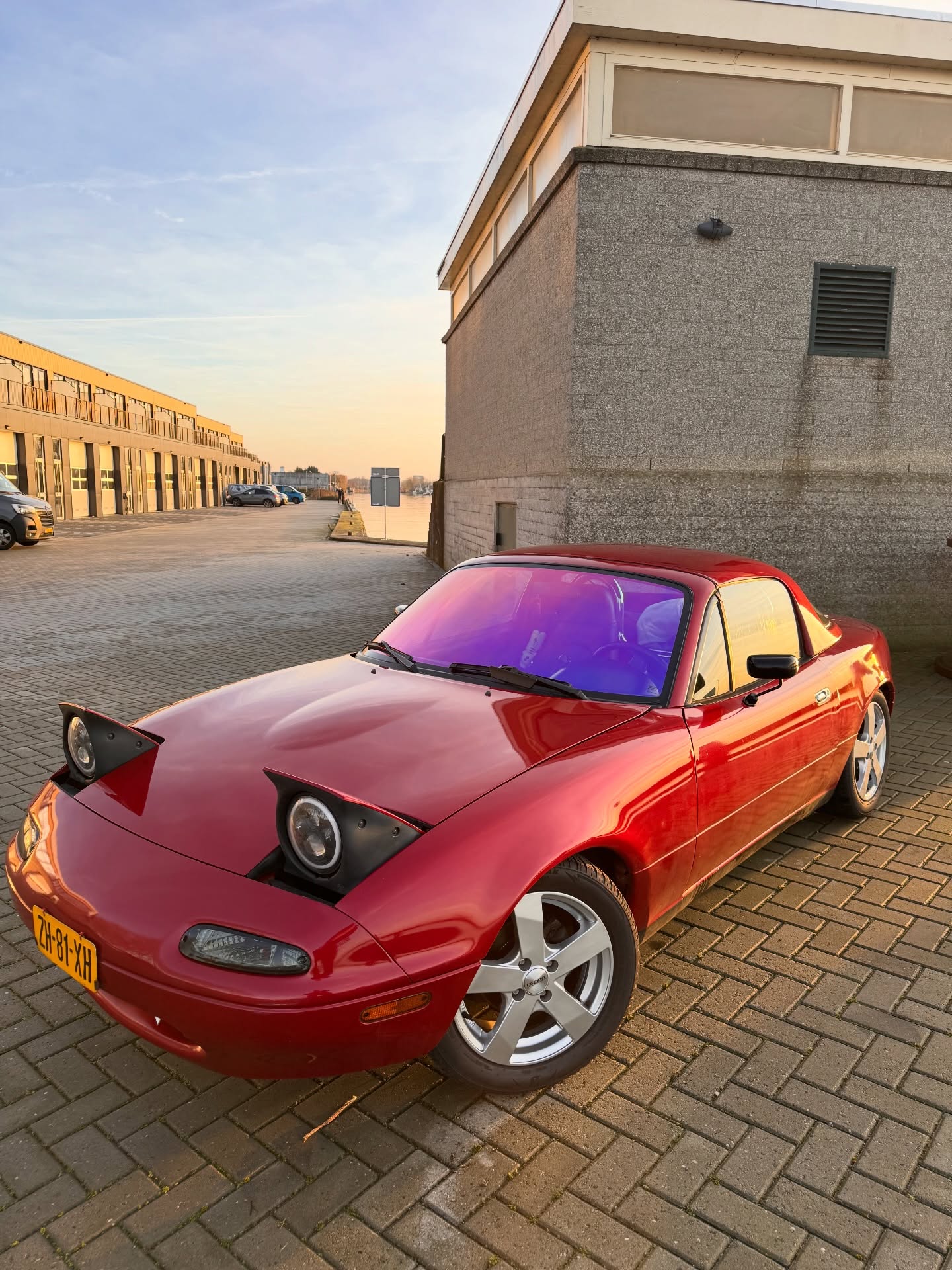 Moet je deze kneiterdikke miata zien! Met ons zeldzame kleurtje. Heb ik je gekieteld met deze foto let me know!