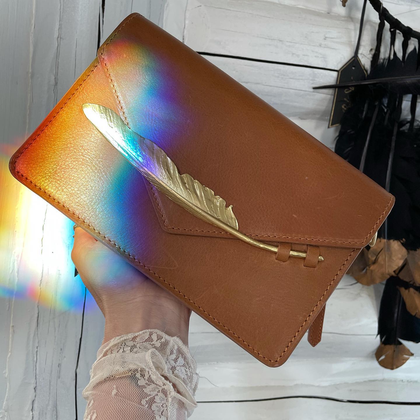 Catching 🌈 Rainbows ✨#sparrow #rockandstone #rainbowtime #goldenfeather #cocnac #vixenstyle