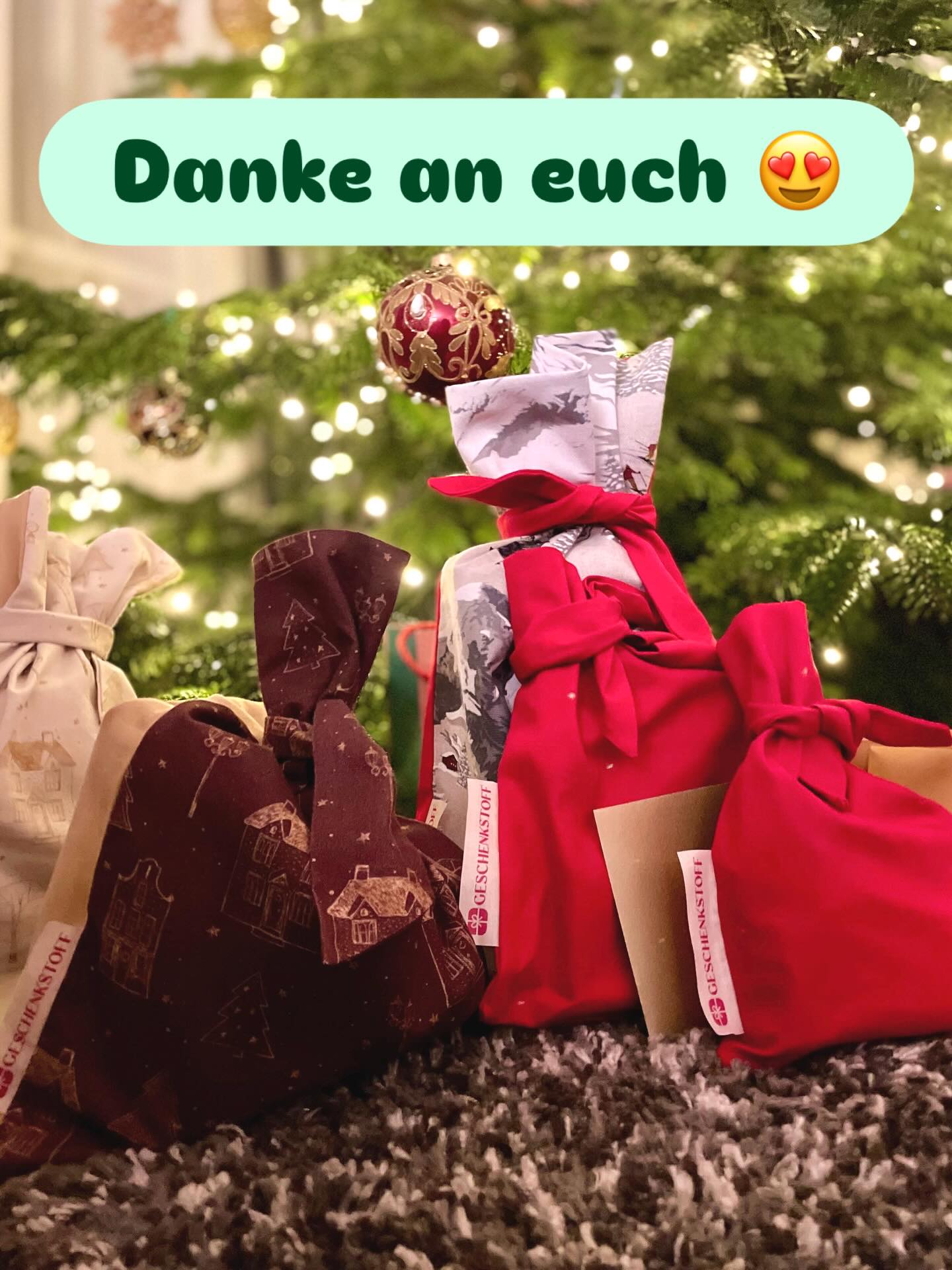 🎄✨ Danke von Herzen!
So viel von unserem Geschenkstoff durfte dieses Jahr unter euren Weihnachtsbäumen liegen – das macht uns unglaublich stolz. Danke für eure Bestellungen und euer Vertrauen! Wir freuen uns schon auf neue Stoffdesigns und alles, was das neue Jahr bringt. 💫
geschenkstoff.at
•
•
•
#Geschenk #Weihnachten #wiederverwendbar #zerowaste #nachhaltig