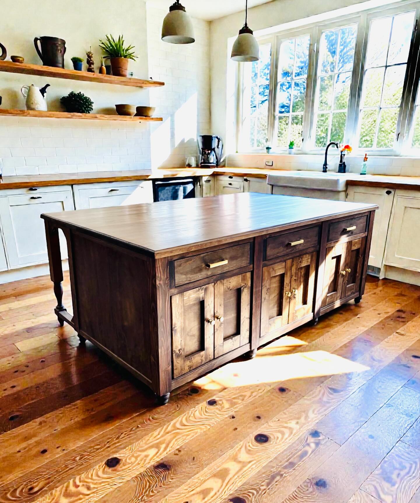 This custom island is officially complete and headed to its forever kitchen.
Built from solid pine, featuring classic turned legs, ample storage, and a seating area at the back it is designed for gathering, not just cooking. These are my favorite projects: pieces that become the heart of a home. ♥️ #customisland #customfarmhouse #farmhousekitchendecor #farmhouseinspired