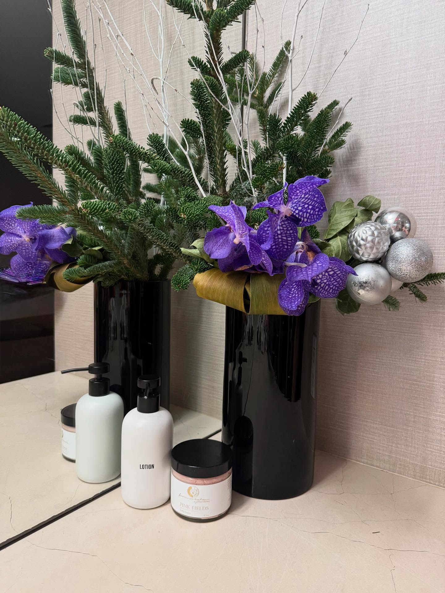 I live in our Pink Fields Body Mousse—I don’t leave home without it. 💗
New York’s cold, dry air didn’t stand a chance.
This whipped potion melts into skin, blending the richness of body butter with the softness of lotion for deep, lasting hydration. Dry, aging skin is soothed, healed, and instantly glowing ✨
Crafted with Shea & Cocoa Butters, Sweet Almond, Marula, and Prickly Pear Seed Oil to nourish, restore elasticity, and brighten. Calendula calms, while Ylang Ylang, Sweet Orange, Geranium, Lavender & Douglas Fir uplift your energy 🌿
Hydrating. Healing. Uplifting.
Soft skin. Radiant glow. No dryness allowed.
#UrbanWitches
#PinkFields
#BodyMousse
#LuxurySkincare
#CleanBeauty
#NaturalSkincare
#HolisticBeauty
#GlowRitual
#SkinAlchemy
#PlantBasedSkincare
#DrySkinRelief
#AgingSkinCare
#SelfCareRitual
#HighVibeBeauty
#SkinThatGlows