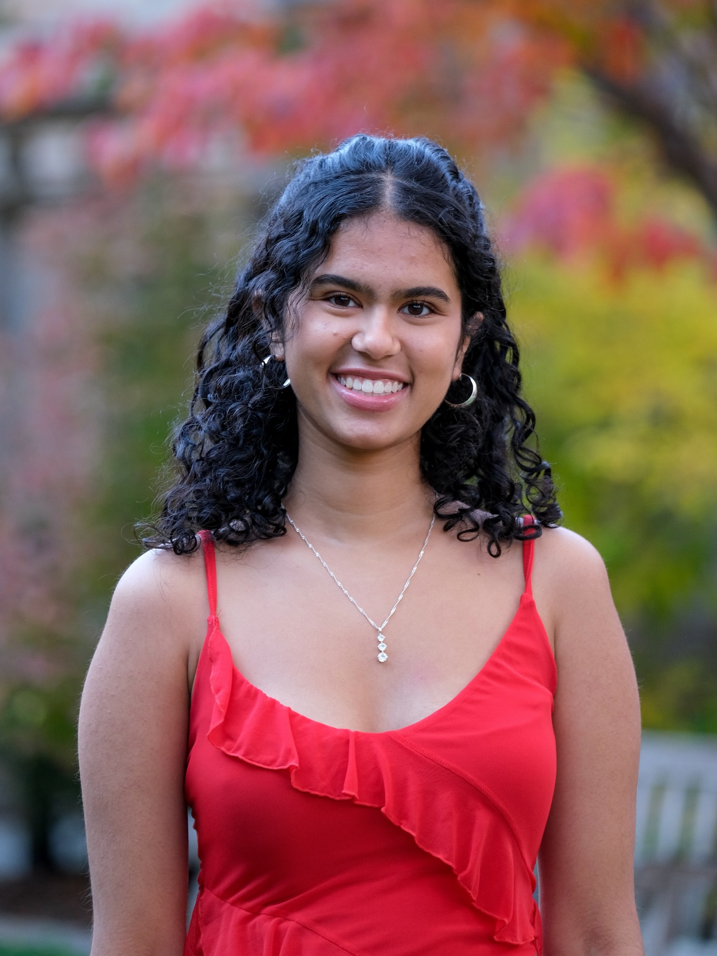 BABY REVEAL #6: Syna Mathod ♥️
Syna is a first year alto 1 in Silliman from Seattle, WA. She is majoring in economics. Outside of singing, Syna likes to try new cafes, go to the beach, go on walks, and watch the sunset!!