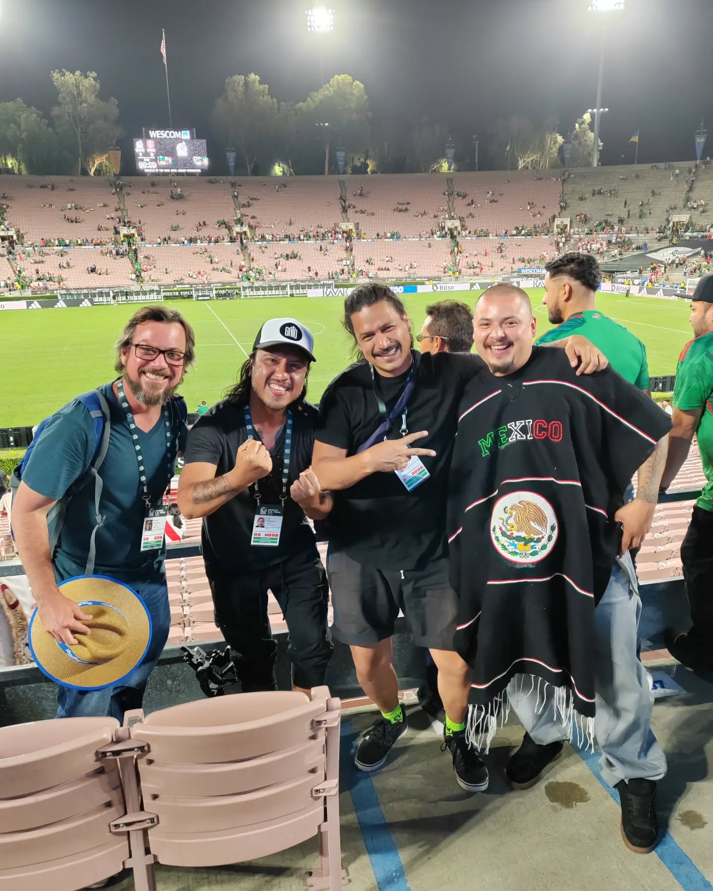 Mucho gozo. Mucho trabajo. @danielforsytheg