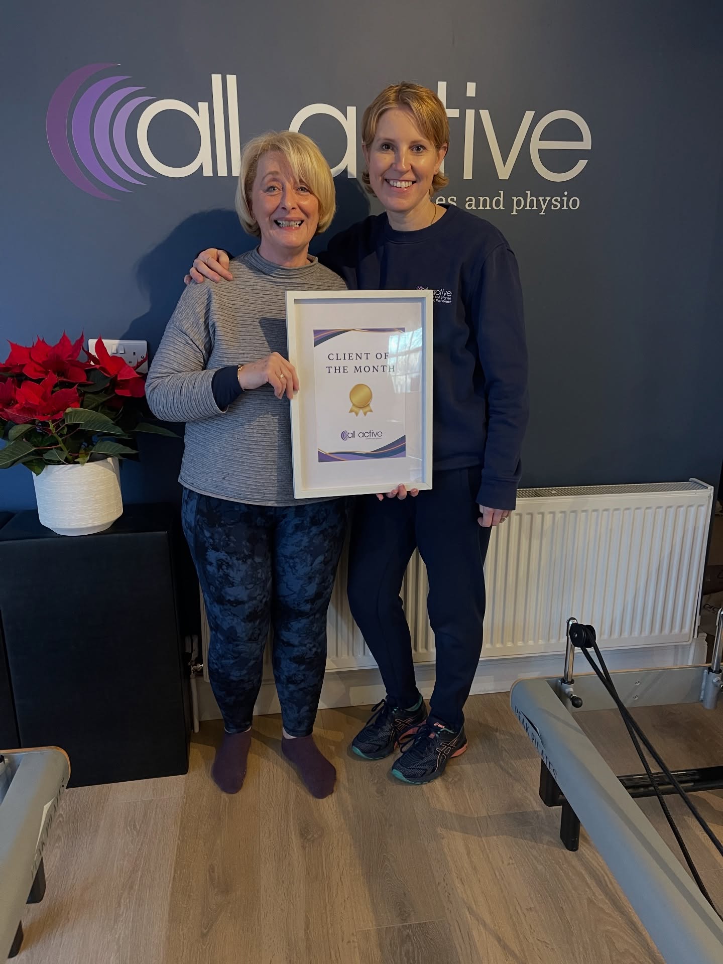 ✨ JANUARY CLIENT OF THE MONTH – AUDREY ✨
Audrey has been part of our Reformer Pilates community since around 2019 (even she’s lost track!) — and her journey is such a powerful reminder of what consistent, supported movement can do 💜
After years of Mat Pilates to help manage long-term lower back pain and arthritis, Audrey became curious about Reformer Pilates and its additional benefits. One Google search later, she found us — and after her trial session, she was completely hooked!
Reformer Pilates has been pivotal in helping Audrey manage her back and knee pain, building strength, improving mobility, and — just as importantly — giving her the confidence to move safely when things flare up. She’s learned that movement, not rest, is often the key ✨
Pilates also supported Audrey through major surgery, including a hip replacement. From pre-hab before her operation to post-op recovery, the preparation she put in meant a quicker, smoother return to class (with a few modifications along the way!) and a huge boost to her overall wellbeing.
Despite years of Pilates experience, Audrey was amazed at how much Reformer multiplied the benefits — especially in our small, physio-led classes with individual attention, encouragement, and plenty of laughs along the way.
One of our favourite quotes from Audrey 💬
“On days when I’ve hobbled into class with a stiff back or sore knee, I’ve walked back out a completely different woman!” 🤗
Her advice to anyone unsure about Pilates?
“Come and try!!! You don’t need to look like the glamorous people on YouTube — you’ll surprise yourself with what you can do.”
💜Thank you, Audrey, for being such an inspiring part of our community.
#ClientOfTheMonth #ReformerPilates #PilatesForEveryone #MovementIsMedicine #StrongerWithPilates #AllActivePilates