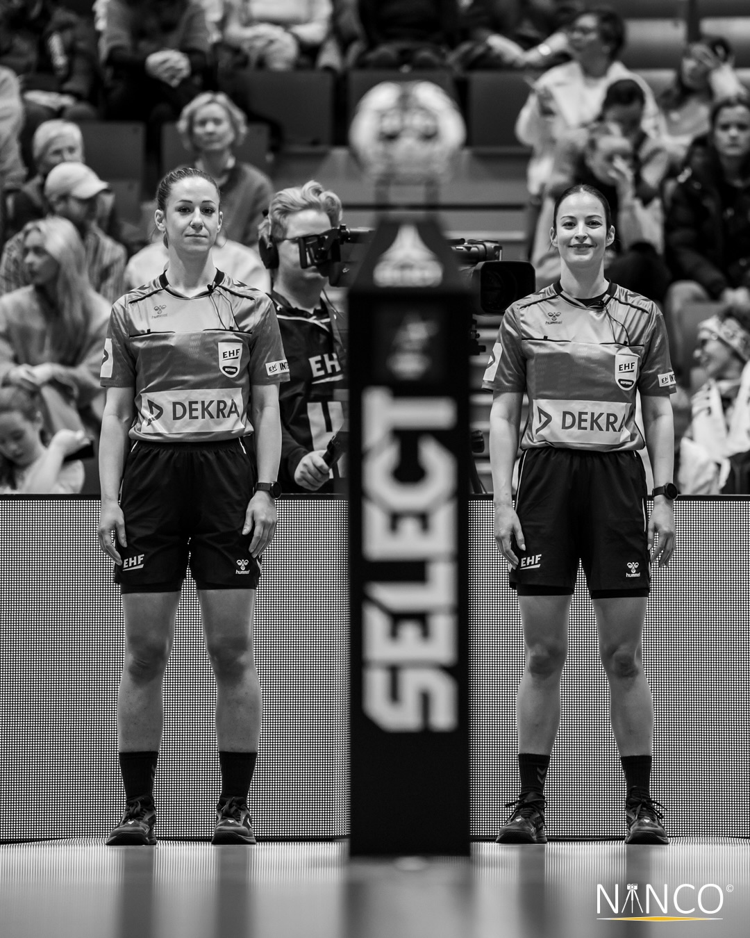 Earlier tonight @solahk played a Champions League match against the Danish @odensehaandbold_official.
@solahk got a real beating, so we just have to congratulate the girls from Odense on the victory.
Thanks for the visit, and have a nice trip home.