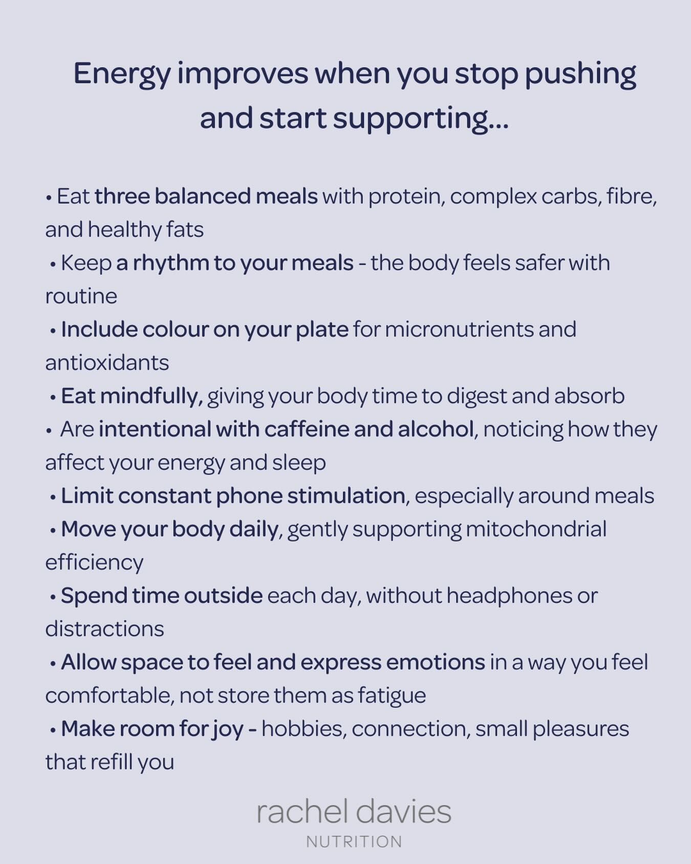 These are the foundations I come back to again and again in my work.
Better energy isn’t about pushing harder or doing more, it’s about supporting your physiology consistently, in ways your body actually responds to.
This is the kind of post you save, not because it’s trendy but because it works.
None of this needs to be perfect.
Consistency beats intensity every time.
Save this for later 🤍