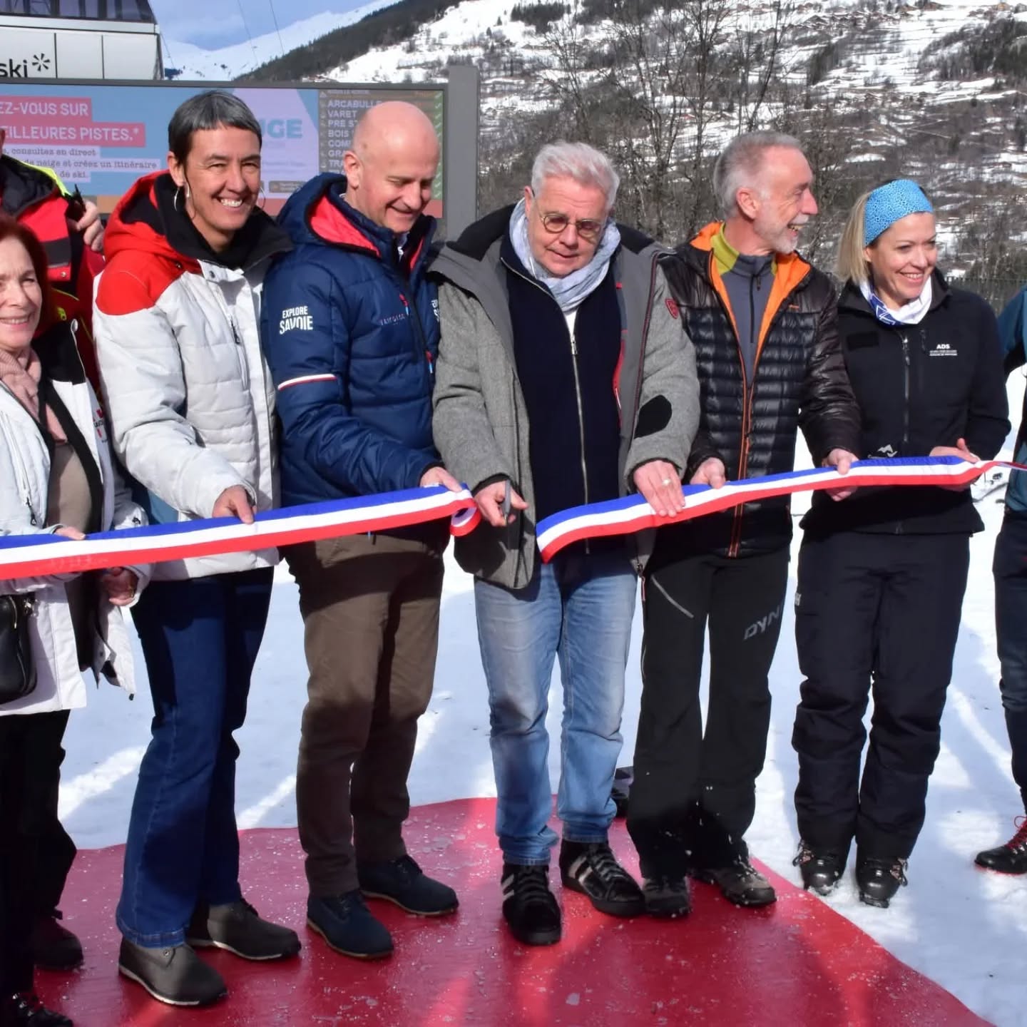 Official opening of the Villaroger télécabine. #lesarcsvillaroger #villaroger51 #villarogertelecabine thank you @optimumskicourses for the photo
