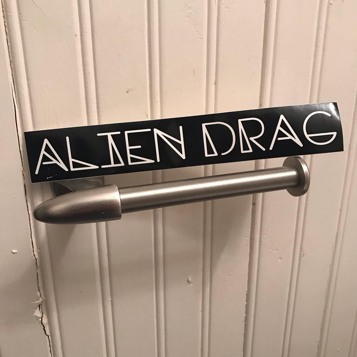 DON’T EVER UNDERESTIMATE THE POWER OF STUPIDITY. No matter how high the pinnacles of technological and humanitarian achievements have been, in an instant we can drop to the depths of not being able to properly wipe our asses as a result of imbeciles and herd mentality. •
•
#aliendrag #indierock #noisepop #americanunderground #rockandroll #wecomeinpeace #alienlivesmatter #bostonmusic #northshoremusic #rocknroll #dontbeadrag #imbecile #covid_19 #stupidity #toiletpaper #asswipe #getthefacts