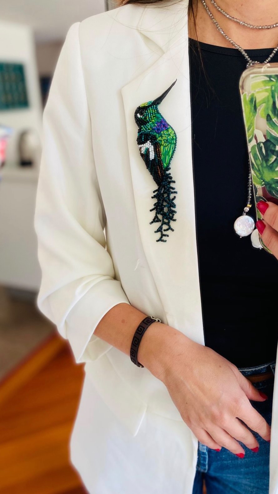 6 obras de arte, 6 de las especies de Colibríes que encuentras en Colombia.
.
Más de 4 horas de tejido y amor ❤️