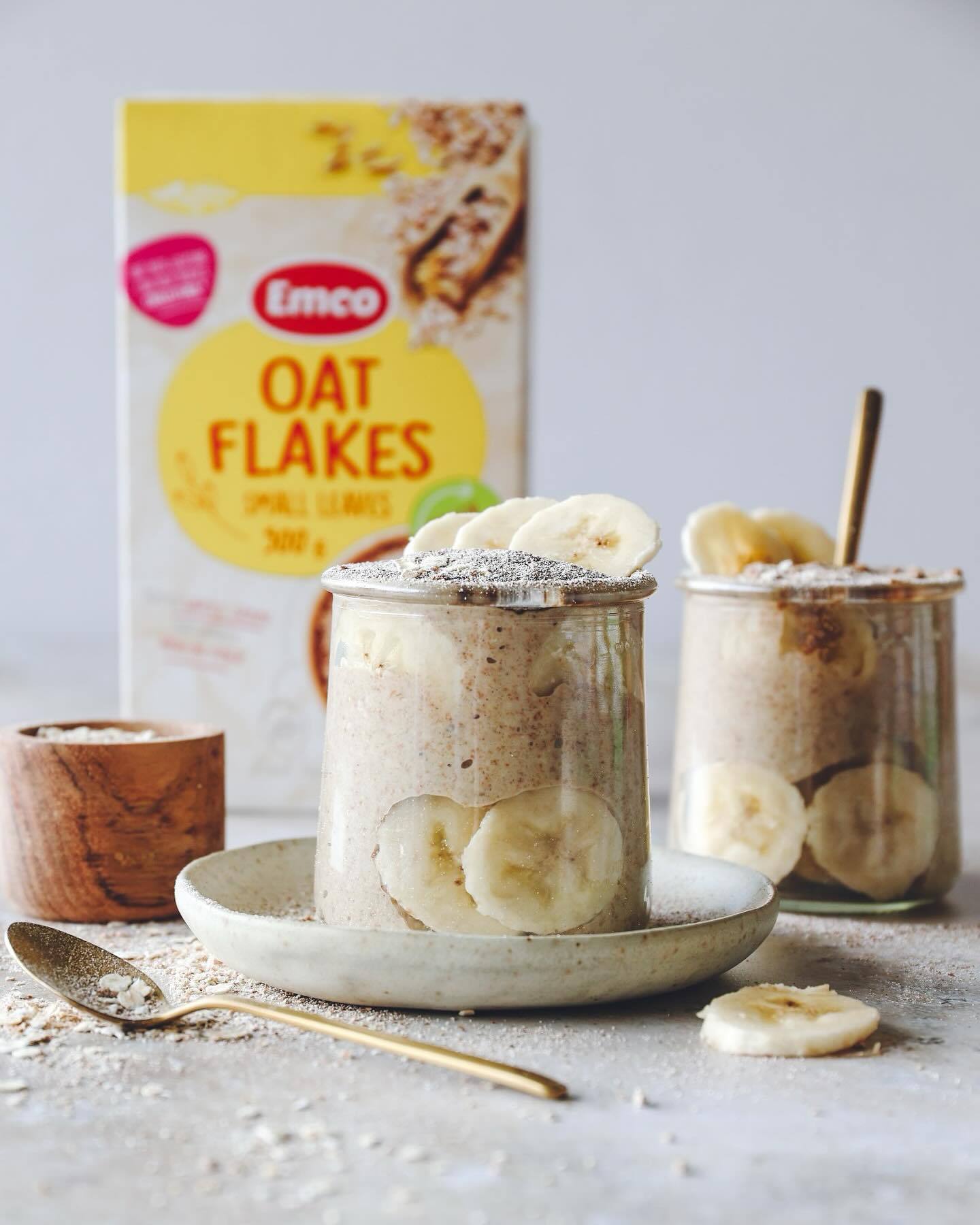 Do you prefer overnight oats for breakfast or for recharging energy during a day?🌼
#emco#emcoglobal#oats#oatflakes#overnightoats#brakfast#snack#power#energy#evenhealthythingscanbedelucious