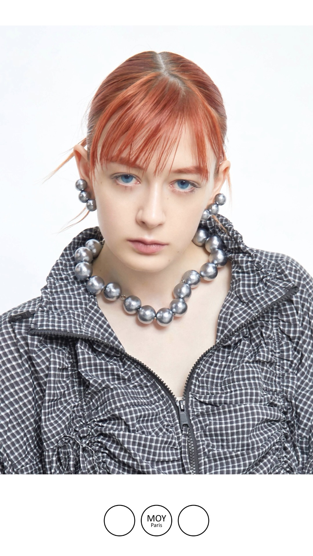 ⚪️⚪️⚪️
サイトのコレクションページをリニューアルしました!
2016年にブランドを立ち上げて、2017年の春夏コレクションから作り始め、10年めとなりました。
パリの友人宅でその友人のだんな様のフォトグラファーさんに撮っていただき、お嬢さんにモデルになってもらって撮った最初のルックブックから10年。
以来、コロナの時期にワンシーズンスキップしてしまいましたが、半年に一度コレクションを作り撮影を続けてきた、そのアーカイブを並べたページです。
今でもお作りできるアイテムが沢山ありますので、ご興味があれば見てみてくださいね!
#moyparis
#cottonpearl
#モイパリ
#コットンパール