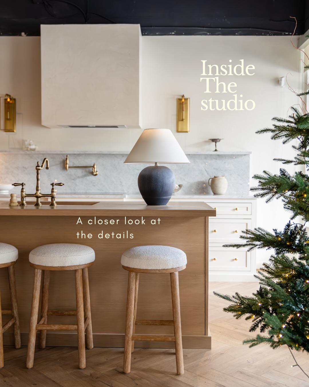 Inside the Studio.
A working atelier shaped by oak, marble, plaster, and time—
where materials are handled, decisions are made,
and meaning leads every detail. #atelierliving #quietluxury #interiordesignstudio #savannahshomeanddesign