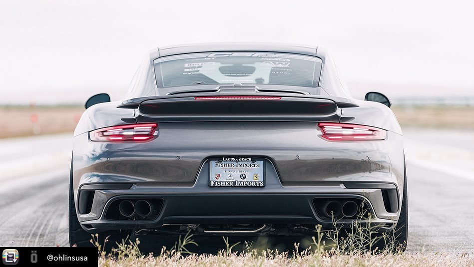 Repost from @ohlinsusa @csf_radiators and their 991 Turbo is now the fastest 991tt in the west. 186.03mph was the official trap speed at the event.
1st hit right off the trailer was all it took to put this speed down and hold the top speed in German class and fastest Porsche all weekend. We got more left in the tank and look forward to climbing into the 190’s
Thanks to everyone involved who worked hard to get this car together before @shifts3ctor / @neverlifthalfmile
Built by: @evolutionmotorsports
Engine by: @evospec_llc
Body conversion / mechanical @sterling_auto_con @krottmayer.erik
Suspension: @ohlinsusa
Tires: @toyotires R888R
Roll bar / laser alignment / suspension set-up: @gmgracing
Air intake system: @eventuri_
Wheels: @yokohamawheelusa Advan GT centerlock in Titanium blue
ECU; @syvecs_ltd
Lightweight battery; @antigravitybatteries
Support: @awdesignstuning and special thanks to our friend Alex @sheepeyrace for getting things sorted out for us last week before the race and for being there to support 👊🏽
Looking good by: @rhino_films_hb —————————————————- #ohlinsusa #ohlins #CSFcooling #neverlifthalfmile #shifts3ctor #shiftsector #neverlifthalfmile #evoms #evolutionmotorsports #CSFradiators #sterlingautocon #advangt #toyotires #speedhunters #superstreet gmgracing #syvecscartel #1000hpclub #halfmileracing #991tt #991turbo #eventuri #r888r