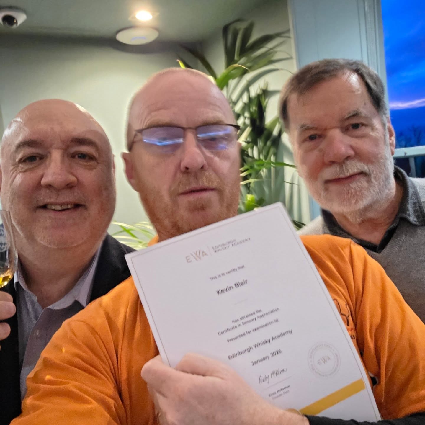 Thanks to the two amazing instructors on yesterdays @edinburghwhiskyacademy sensory appreciation course Vic Cameron and Dr Gordon Steel.
Vics website https://share.google/P7PibVB4XU6ab1sIQ
You can google Gordon's work also.
The return journey is roighly 500 Miles :)
