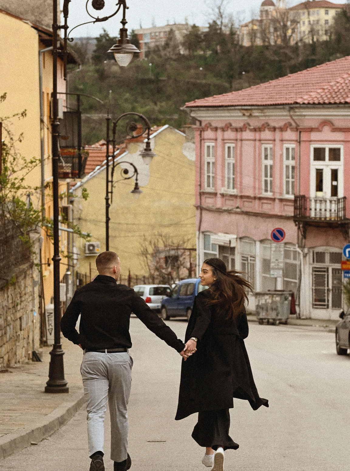 Вечното между нас
***
The Eternal Between Us
***
повече снимки:
https://www.elitzaguntcheva.com/post/вечното-между-нас
***
#lovestory #lovestorytelling #lovephotographer #сватбенафотосесия #bulgarianweddingphotographer #momentscaptured #weddingphotographer #weddingphotographerbulgaria #сватбенфотограф #сватбенафотография #сватбенфотографбългария
#couplephotography
#lookslikefilm #weddinginspiration #сватбенфотографвеликотърново #wedding #weddingvelikoturnovo #nikonz
