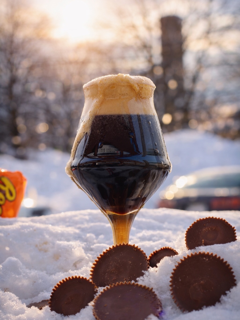 🥜 ORANGE CIRCLE 🍫
Peanut Butter Cup Stout
Silky layers of chocolate and peanut butter wrapped in a rich, decadent stout.
Bold, smooth, and unapologetically indulgent.
Now pouring on tap only at the brewery.
Bottle take-out release coming soon.
#ManorParkBrewing
#PeanutButterStout
#DessertStout
#CraftBeer
#OntarioBeer