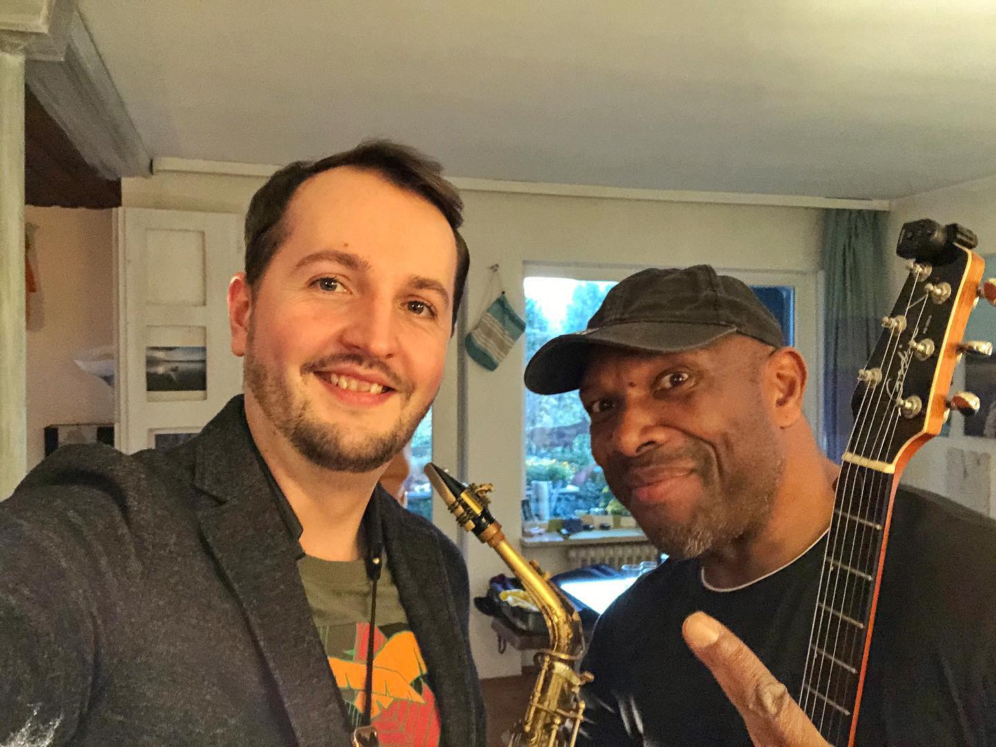 Today at 19:00 german time you can join us, live concert with great Paul Mark Adams :
https://www.eventbrite.com/e/acoustically-yours-1-tickets-127955862429
☝️☝️☝️☝️☝️☝️☝️☝️☝️☝️😎😎🎵🎵🎷🎷