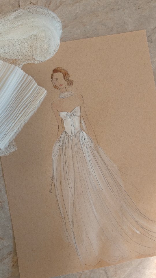 Not designed to please everyone. Not softened to be safe.
Sculpted pick-ups, intentional pleats, a silhouette that holds its ground.
For the bride who doesn't need volume to be loud - only presence.
#oumabridal #fashionbride #texturedweddingdress #modernbride #designerweddingdress