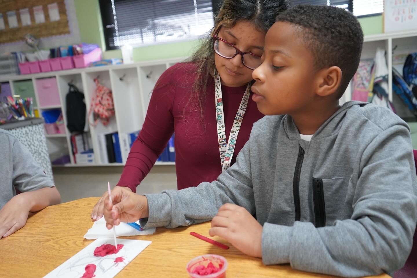 Yes, we set high expectations… but on Fun Friday, creativity runs wild 🎨 Ms. Marycruz’s class made art straight from the heart 🧑🎨👩🎨
_____________________________________
#creativekids #funfriday #artinaction
#hopeacademy4autism #autismschool